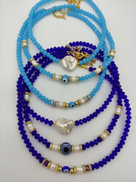 Βραχιολάκια με γαλάζίες και μπλέ πέτρες τιμή 15 ευρώ